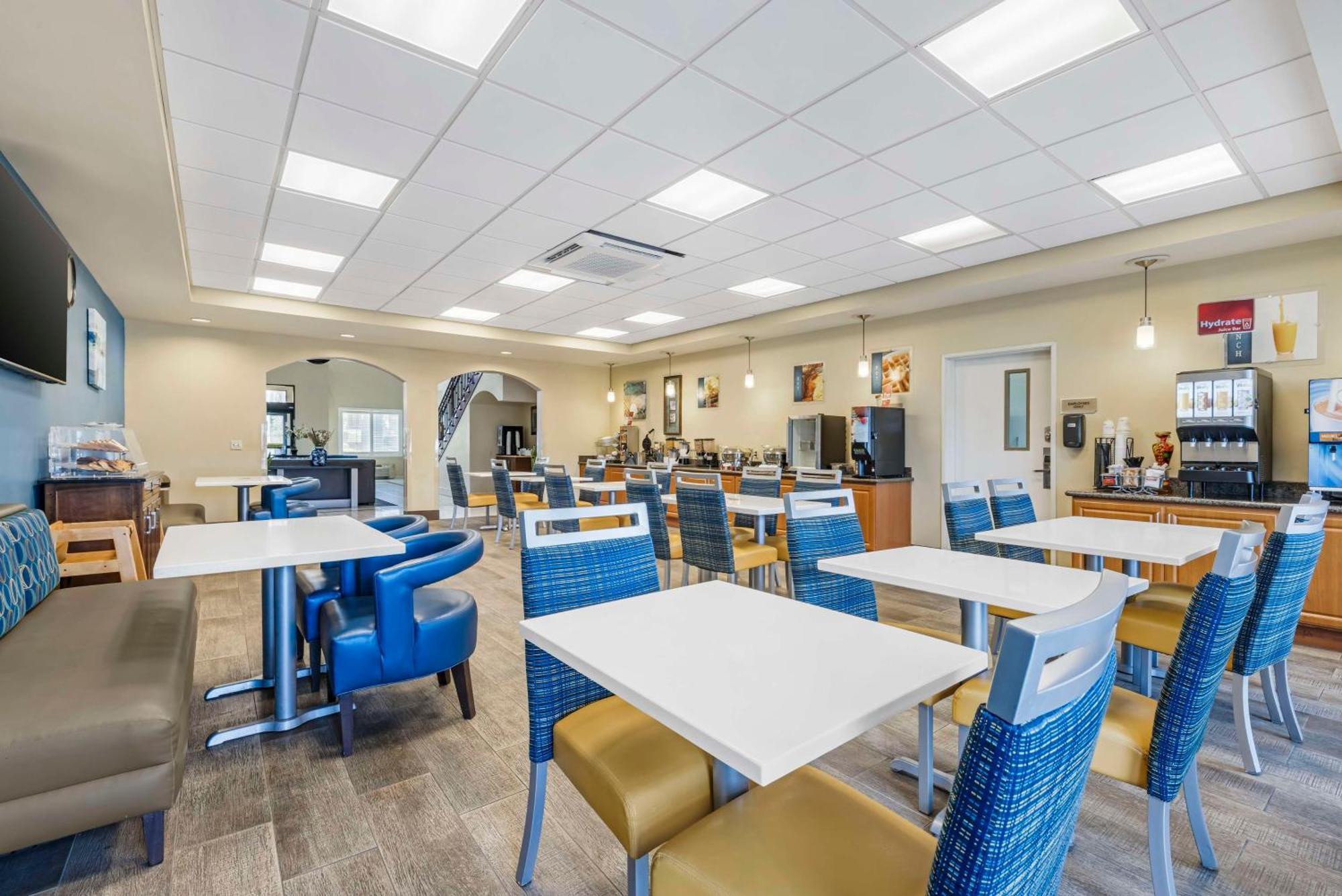 Best Western Plus Lake Elsinore Inn & Suites Exterior foto