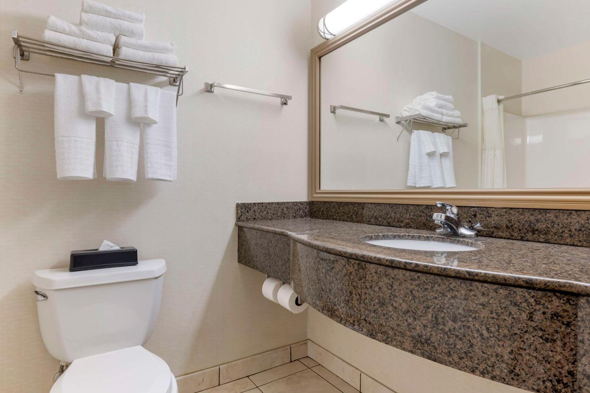 Best Western Plus Lake Elsinore Inn & Suites Exterior foto