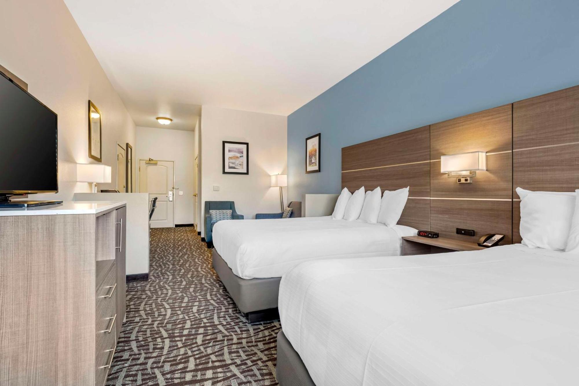 Best Western Plus Lake Elsinore Inn & Suites Exterior foto