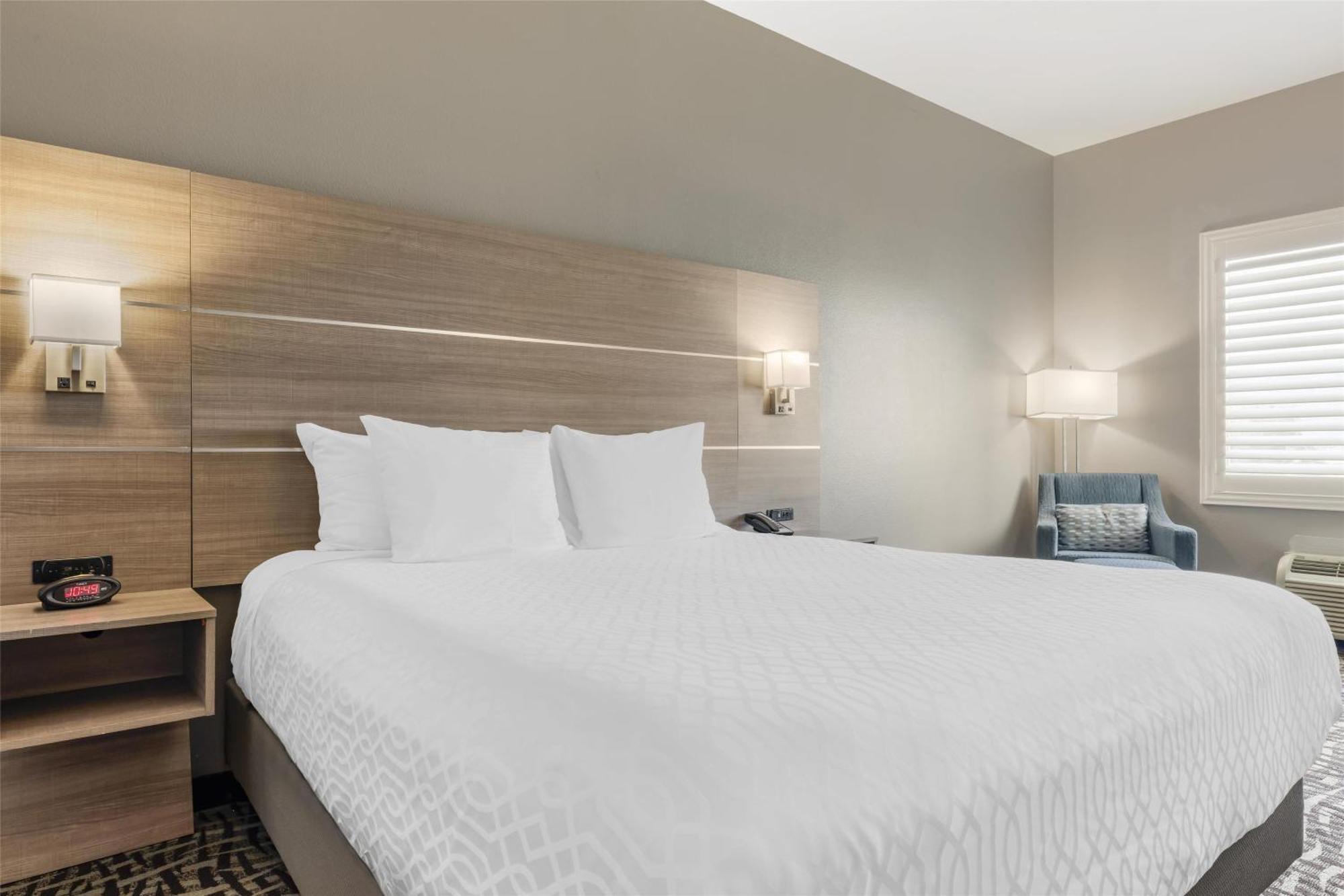 Best Western Plus Lake Elsinore Inn & Suites Exterior foto